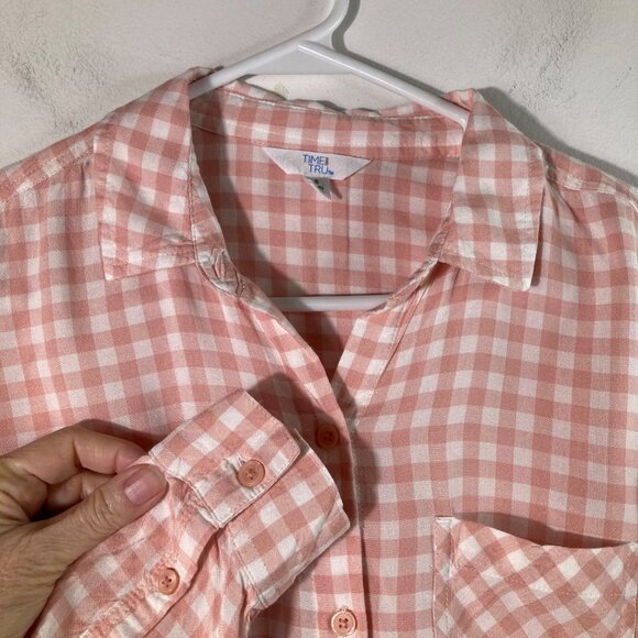 Womens Time and Tru Gingham Button Shirt Roll Tab Sleeve S Pink White Viscose - Picture 3 of 9